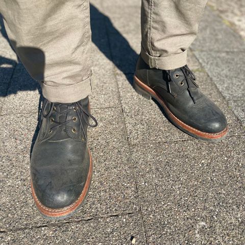 Urban Shepherd Scout Charcoal in Waxed Portugese Calfskin