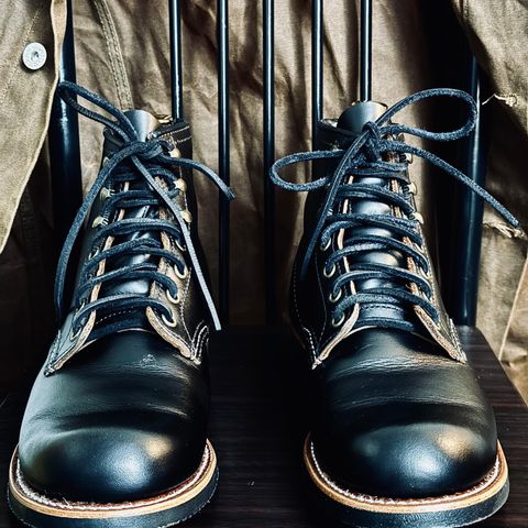 Red Wing Blacksmith in S.B. Foot Black Prairie