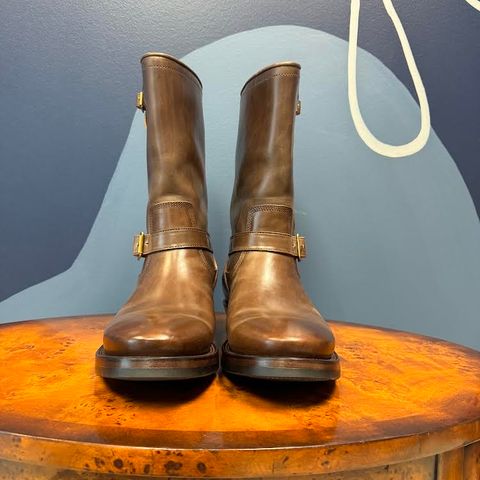 Quan Shoemaker Engineer in Maryam Brown Horsebutt