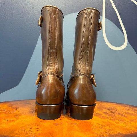 Quan Shoemaker Engineer in Maryam Brown Horsebutt