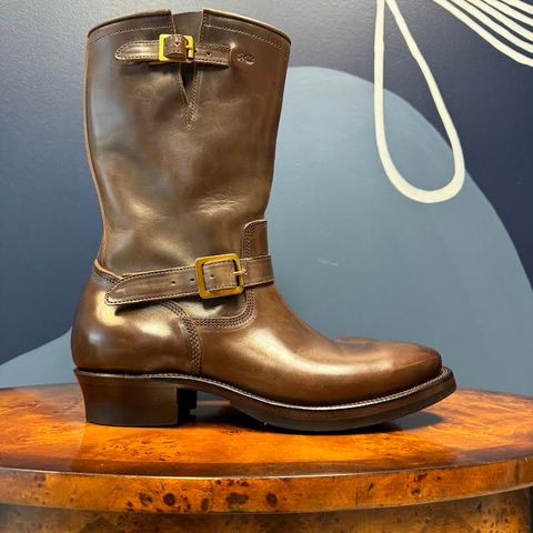 Quan Shoemaker Engineer in Maryam Brown Horsebutt