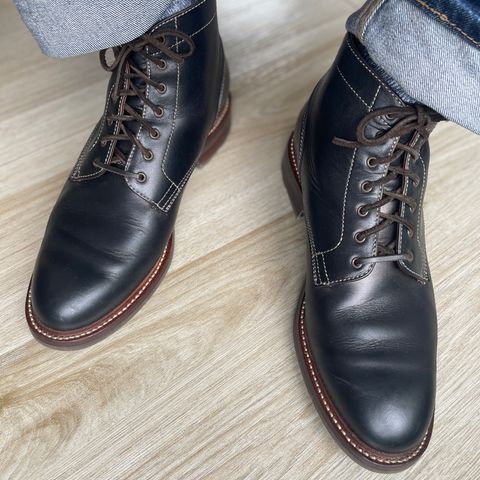 Caswell Lisbon in Horween Black Chromexcel