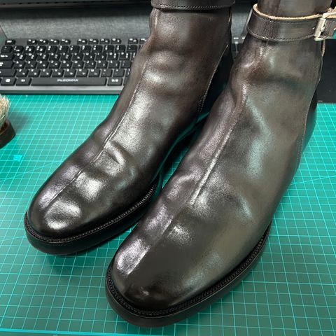 Clinch Jodhpur Boots in Black Overdyed Horsebutt