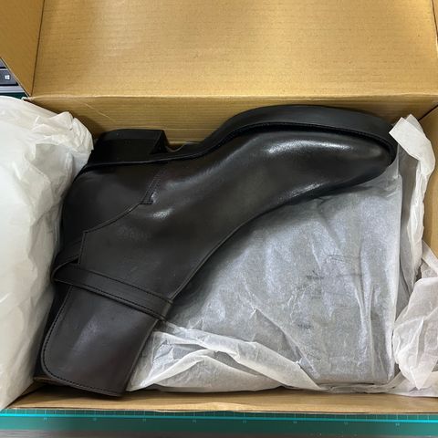 Clinch Jodhpur Boots in Black Overdyed Horsebutt