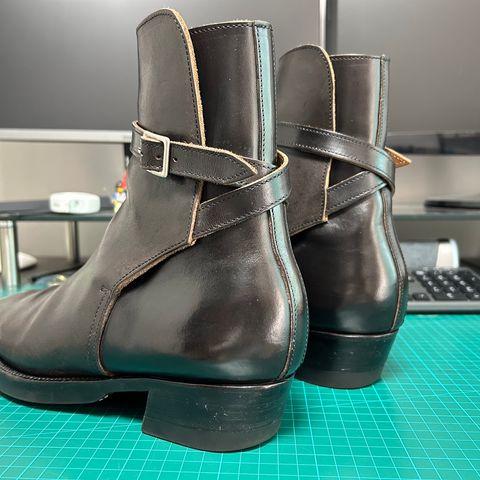 Clinch Jodhpur Boots in Black Overdyed Horsebutt