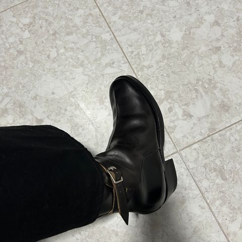 Clinch Jodhpur Boots in Black Overdyed Horsebutt