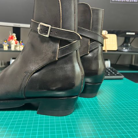 Clinch Jodhpur Boots in Black Overdyed Horsebutt