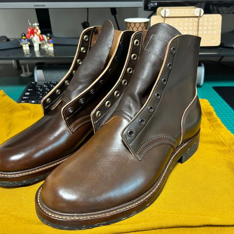 Role Club Boondockers in Horween Dark Cognac Shell Cordovan