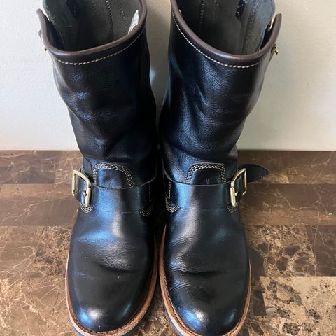 Craft & Glory Engineer Boots 2.0 in Full-Grain Buffalo Leather