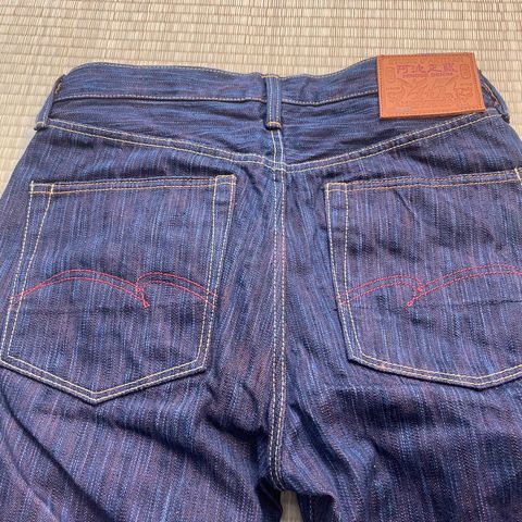 View photo of Studio D’Artisan 15oz 45th Anniversary Tokushima Hinode-Awa Selvage Jeans in 15oz Unsanforized Selvage Denim