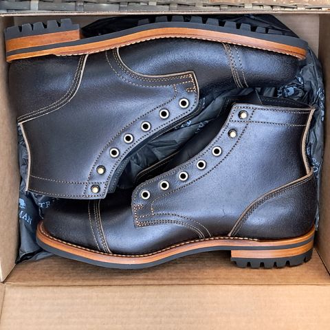 Truman Cap Toe Boot in Horween Black Waxed Flesh