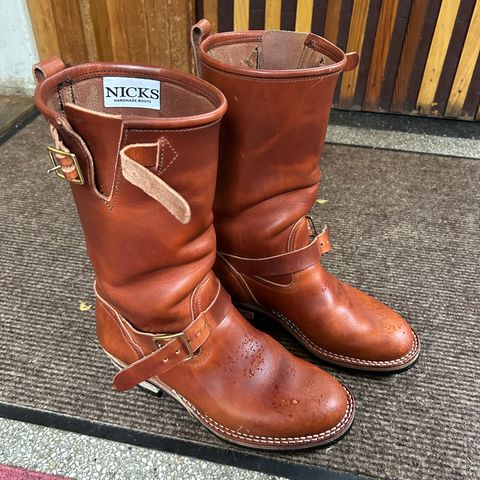 Nicks StationMaster in Wickett & Craig Natural Double Stuffed