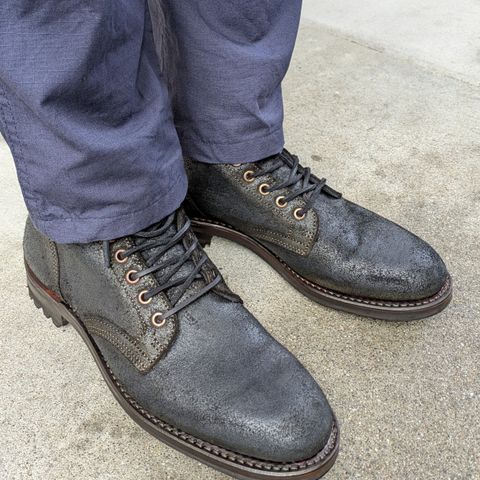 Truman Plain Toe Boot in Seidel Black Oil Tan Roughout