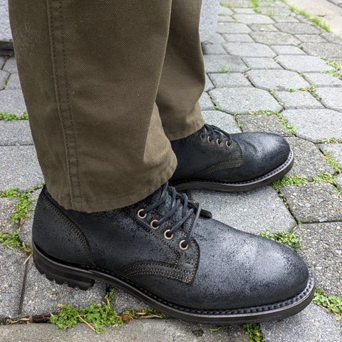 Truman Plain Toe Boot in Seidel Black Oil Tan Roughout