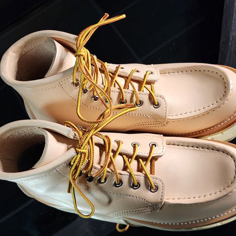 KIND TENDER Moctoe Boots in Italian Veg-Tanned Leather