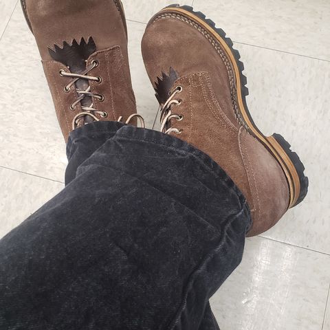 Drew's 10-inch Logger in Brown Roughout