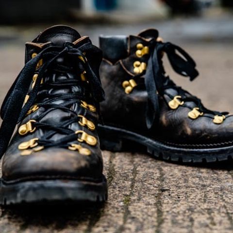 Sagara Trailmaster in Arborwax Blackrust