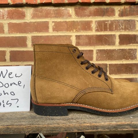 Red Wing Merchant 8062 in S.B. Foot Olive Mohave Roughout