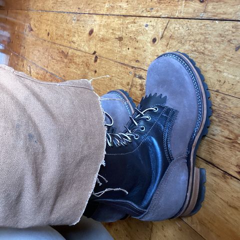 Drew's 10-inch Logger in Brown Roughout