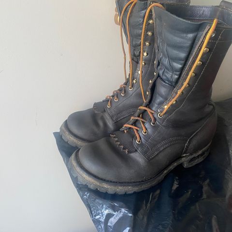 Drew's 10-inch Logger in Brown Roughout