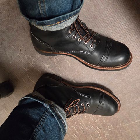 Red Wing Iron Ranger in S.B. Foot Black Harness