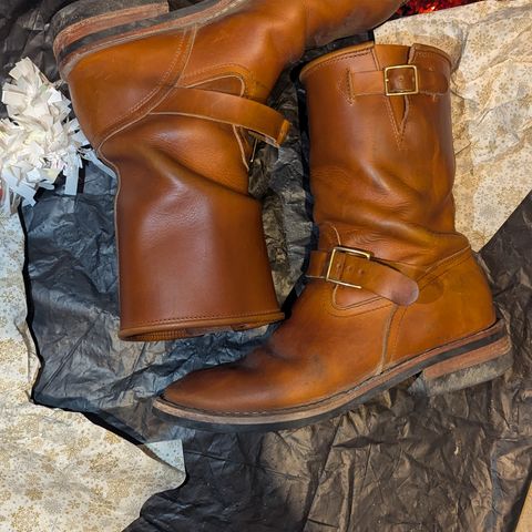 Nicks Renegade in Wickett & Craig Double Stuffed Mojave