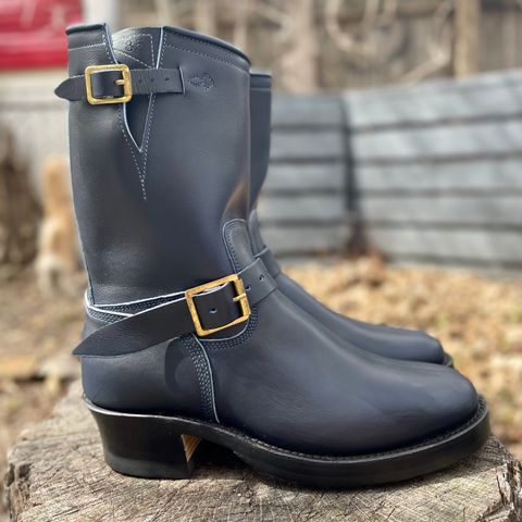 Role Club Engineer Boots in Horween Navy Chromexcel