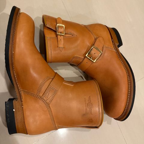 The Flat Head Engineer Boot FN-FB-001 in Maryam Natural Horsebutt