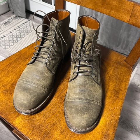 Viberg Service Boot in C.F. Stead Mojave Waxy Commander