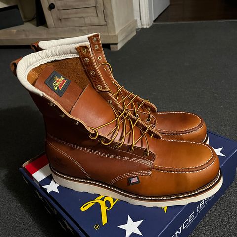 Thorogood American Heritage 8" Moc Toe in Tobacco Gladiator Oil-Tanned