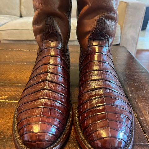 Lucchese Wilson in Caiman Belly / Calfskin