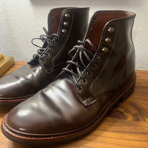 Allen Edmonds Higgins Mill in Horween Brown Shell Cordovan