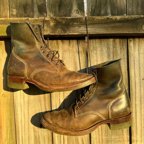 Willie's Handmade Boots Boondocker in Maryam Olive Horsebutt