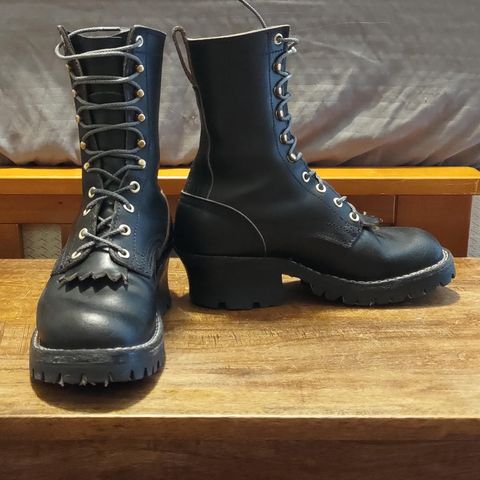 Nicks Urban Logger in Horween Black Waxed Flesh