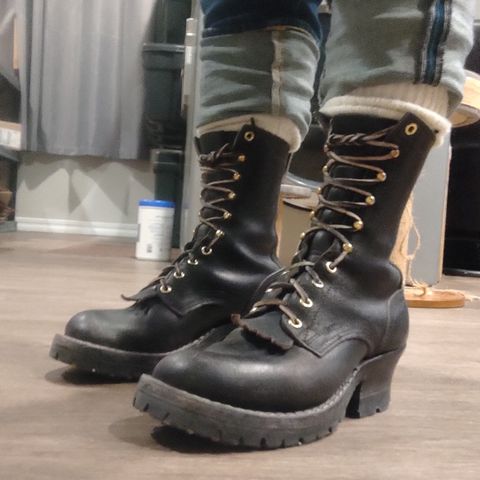 Nicks Urban Logger in Horween Black Waxed Flesh