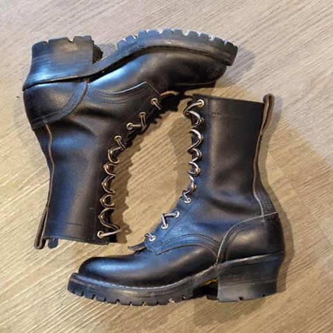 Nicks Urban Logger in Horween Black Waxed Flesh
