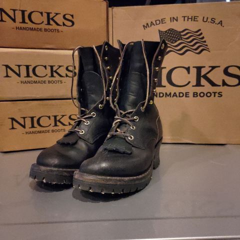 Nicks Urban Logger in Horween Black Waxed Flesh
