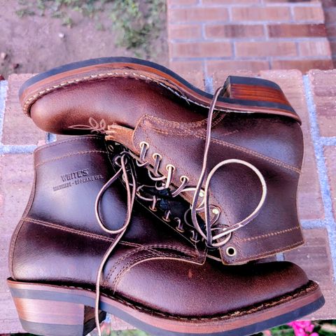 White's Sundance in Horween Cinnamon Waxed Flesh