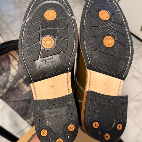 Junkard SC Plain Toe in Maryam Olive Horsebutt