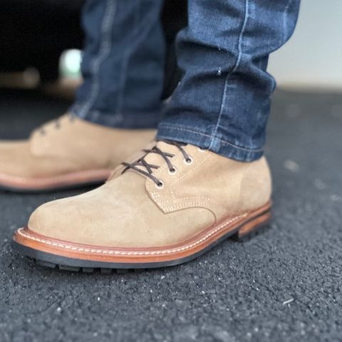 Truman Plain Toe Boot in Coyote Roughout