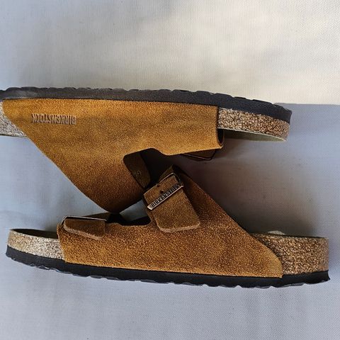 Birkenstock Arizona in Mink Suede