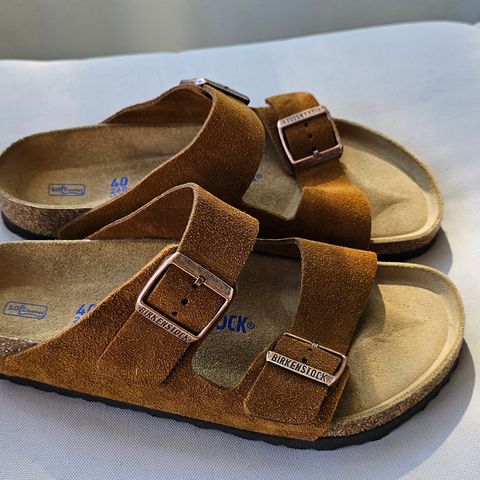 Birkenstock Arizona in Mink Suede