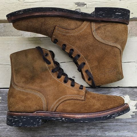 Role Club Boondockers in Rich Brown Roughout