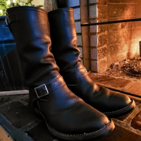 Wesco Standard And Strange Collab: The Quick Striker in Horween Olive Waxed Flesh