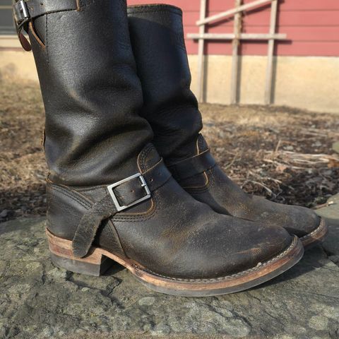 Wesco Standard And Strange Collab: The Quick Striker in Horween Olive Waxed Flesh