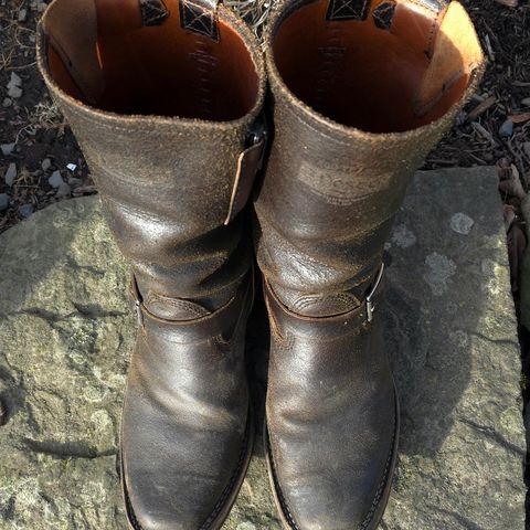 Wesco Standard And Strange Collab: The Quick Striker in Horween Olive Waxed Flesh