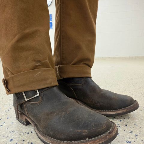 Wesco Standard And Strange Collab: The Quick Striker in Horween Olive Waxed Flesh