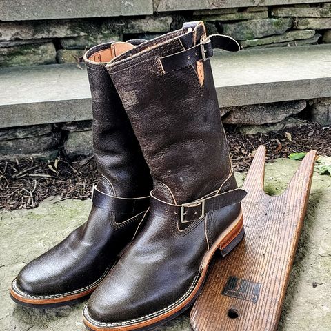 Wesco Standard And Strange Collab: The Quick Striker in Horween Olive Waxed Flesh