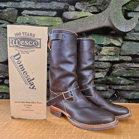 Wesco Standard And Strange Collab: The Quick Striker in Horween Olive Waxed Flesh