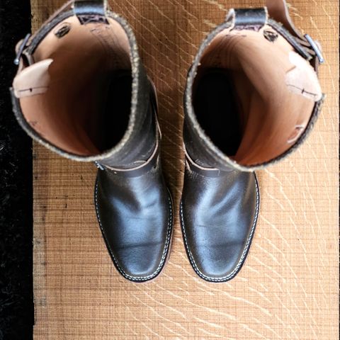 Wesco Standard And Strange Collab: The Quick Striker in Horween Olive Waxed Flesh